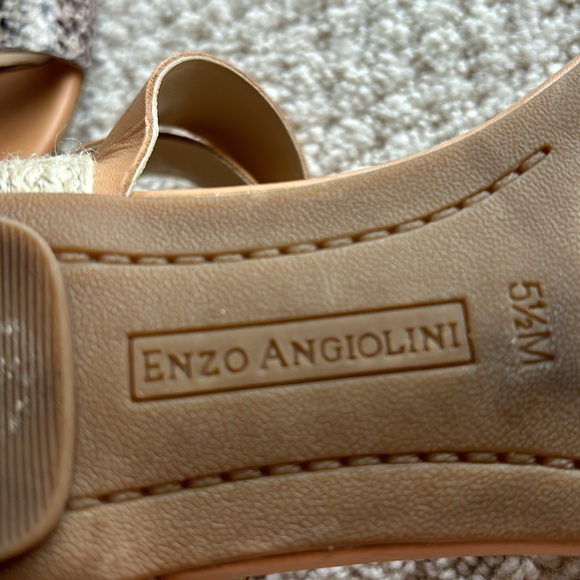 Enzo Angiolini sandals in size 5 1/2 with crisscross ankle straps - Picture 7 of 10